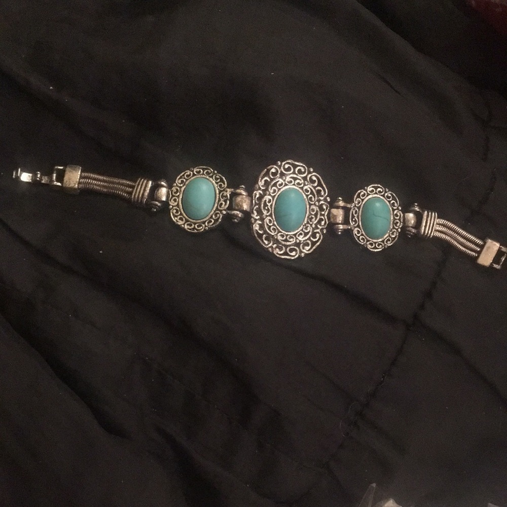 COPY - (OS) Bracelet turquoise and scrollwork silver. 7-1/4”